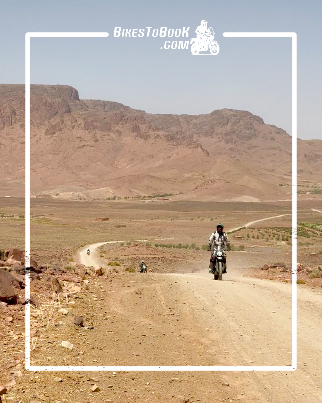 Aventure 4 Jours Entre Pistes et Désert : De Marrakech à Zagora & Foum Zguid